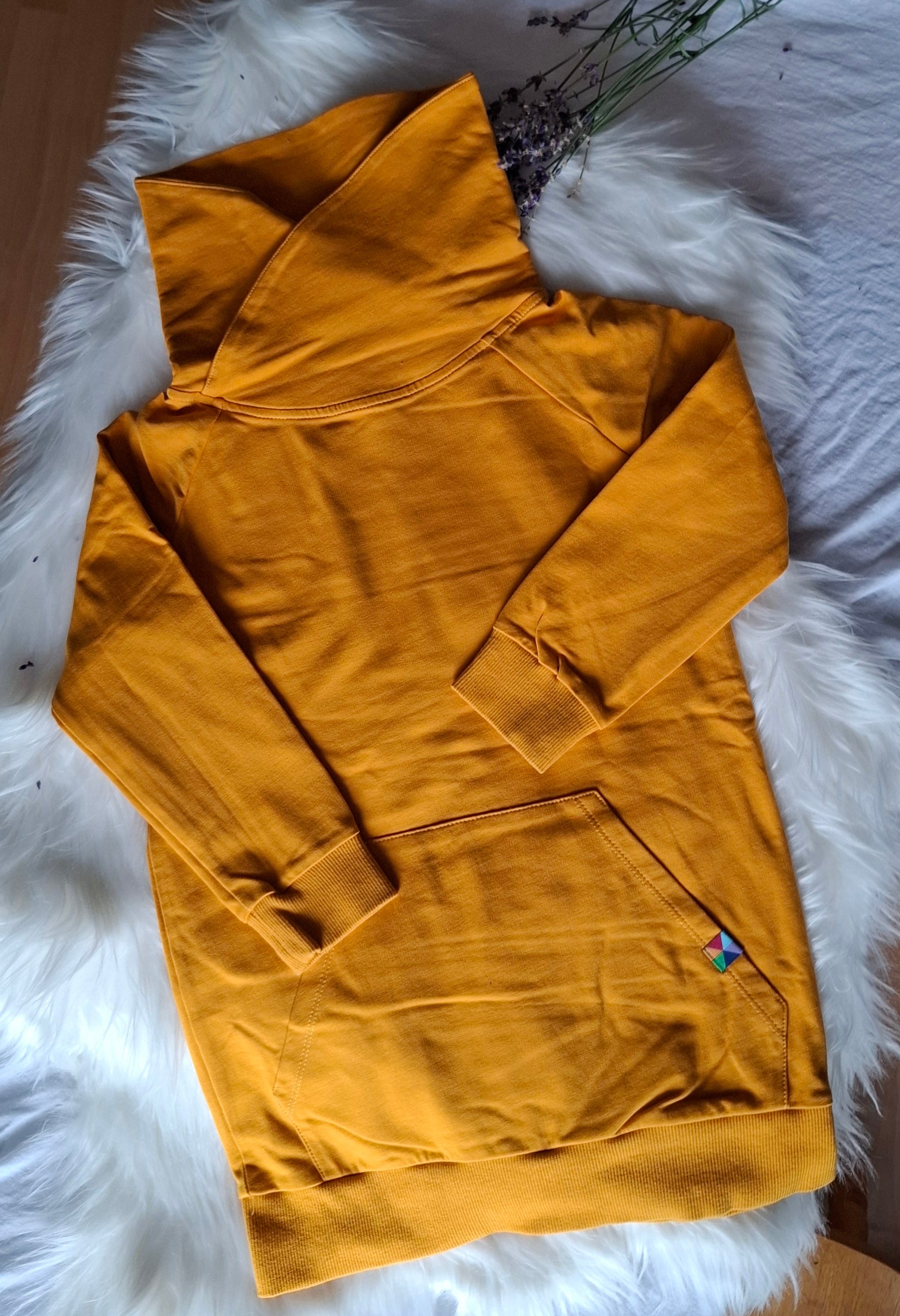 Dziecięca Musztardowa długa bluza z szalem r. 98/104