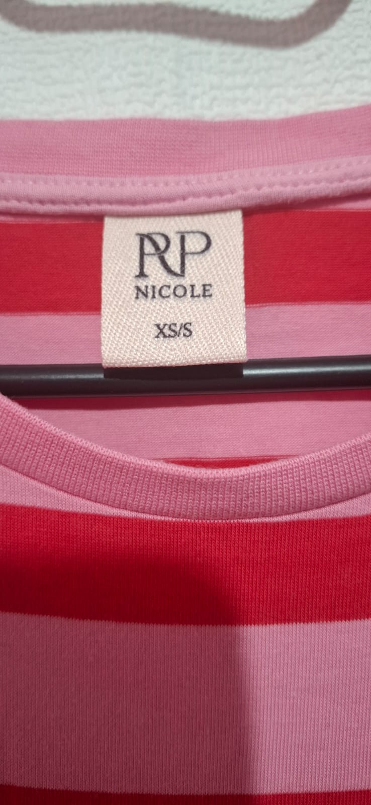 T-shirt Rogerpublishing Mamaginekolog RP Nicole XS/S Oversize Czerwony Różowy Marynistyczny Paski