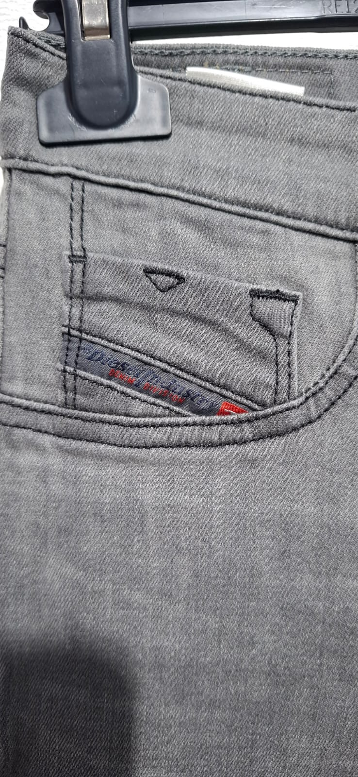 Oryginalne Jeansy Diesel Livier W27 Szare Slim Low Waist