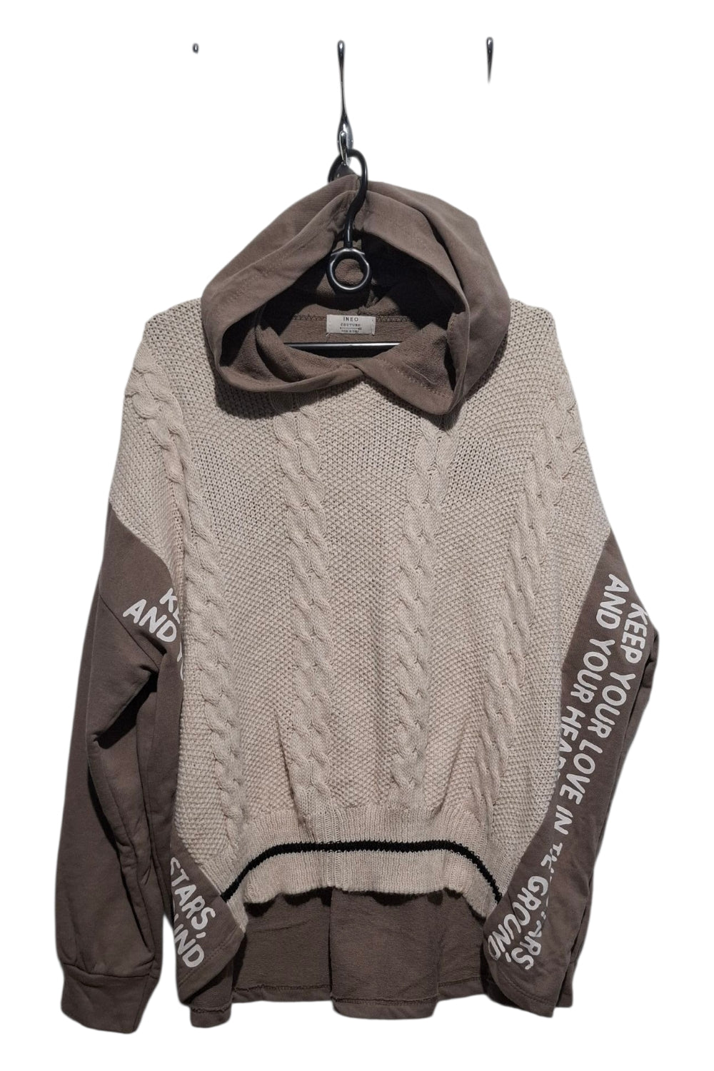 Włoska Bluza / Sweter INEO Couture Oversize Dwukolorowa, Warkocz, Napisy na Rękawach, 65% Bawełna.