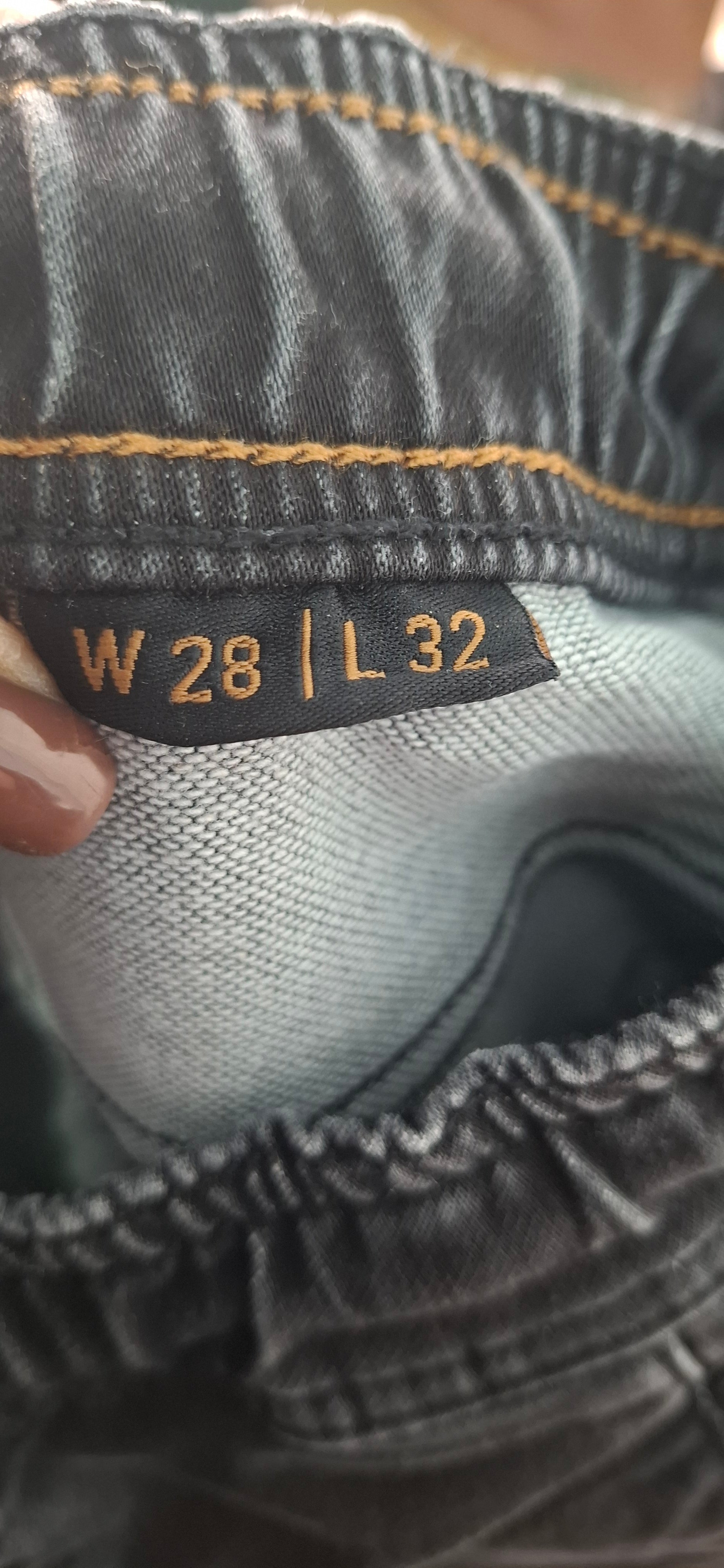 Cropp Denim Joggers W28 L32 Czarne Spodnie Dresowe Jeansowe Męskie/Unisex