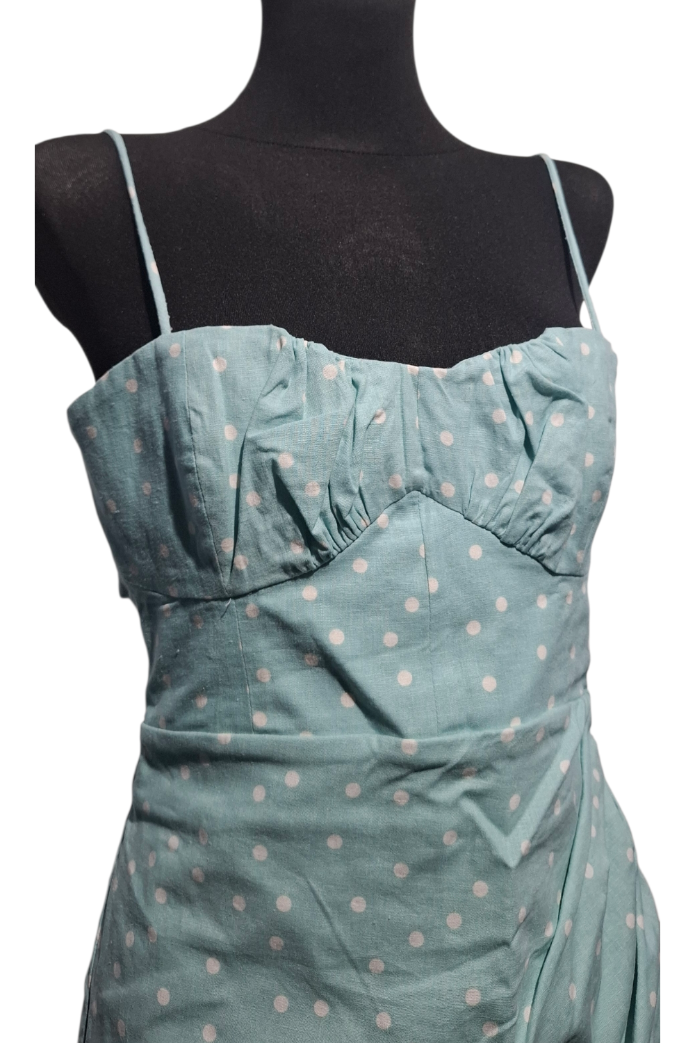 Zwiewna sukienka midi ZARA z wycięciem (Cut-Out), miętowa, groszki, ramiączka, M/38